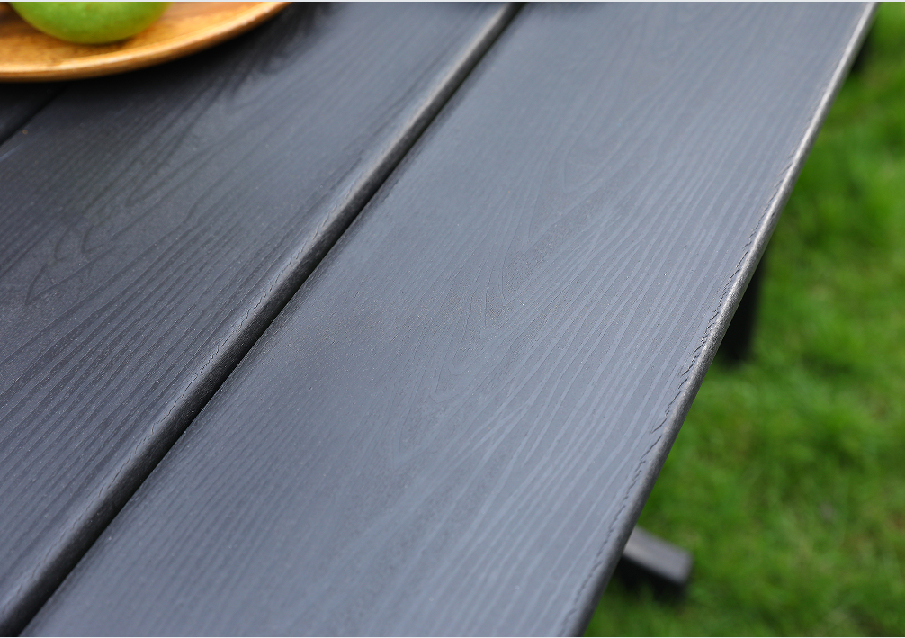4-teiliges quadratisches Esszimmerset aus schwarzem HDPE mit horizontaler Rückenlehne