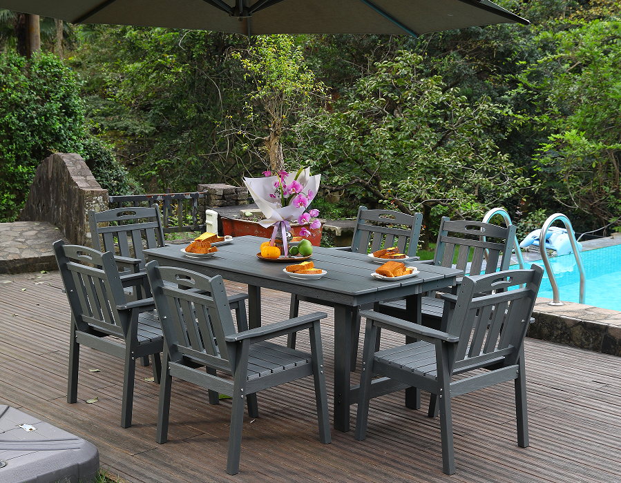 Graues 6-teiliges Outdoor-Essset aus HDPE mit vertikaler Rückenlehne